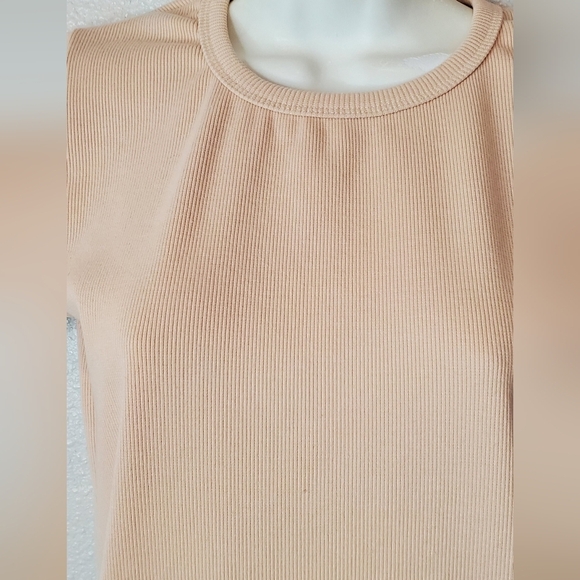 💚5/$25 ZARA Cream Beige Classic Ribbed Stretch Women's Top Size Medium - Picture 3 of 8